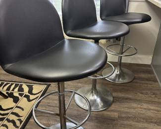 )3) Chrome based counter stools in black $75.00 each. 19”w 16” d 40” t