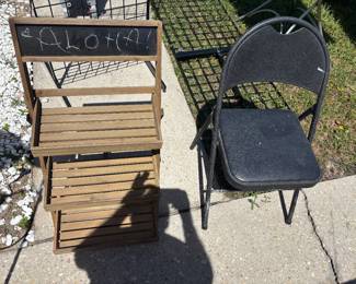 Folding chairs $10 each