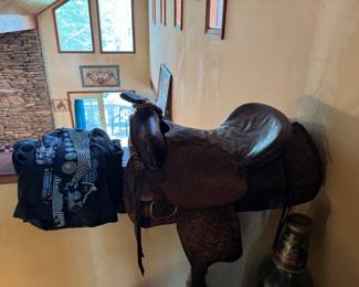 Saddle