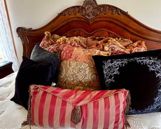 Decorative pillows