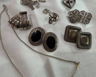 Beautiful James Avery pieces!