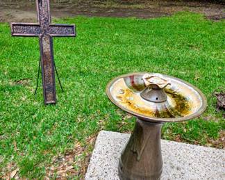 Ceramic bird bath, Cross on Stand