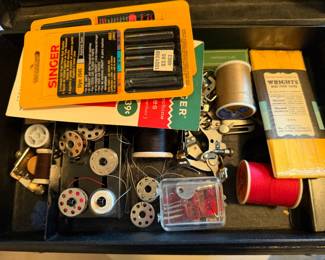 Singer Sewing Machine Accessories 
