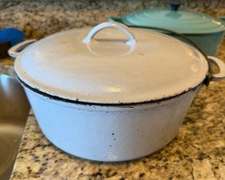 Vollrathware  Dutch oven 