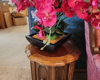 Small round end table