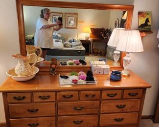 Dresser with mirror 