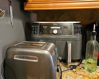 att. tFSes0mSHgs9foeWMdJl5i4YPCysbC a4khDmZMIs