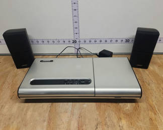 Lot 126: Bose Lifestyle Model 5 Music Center & 4 Bose Acoustimass Speakers