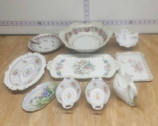 Lot 103: Miscellaneous China Lot