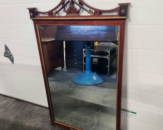 Lot 170: Federal Style Wall Mirror