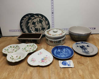 Lot 38: Pottery & China Lot