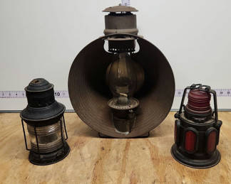 Lot 49: Lanterns Lot