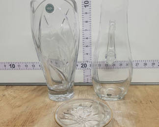 Lot 116: Lenox, Orrefors & More