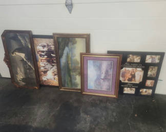 Lot 112: Frames & Prints Lot