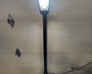 Lot 150: OttLite GX7906 Floor Lamp