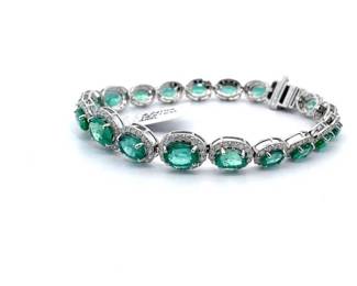 18.85 Carat Natural Emerald & Natural Diamond Bracelet in 14K White Gold