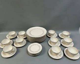 Lot 43: Franciscan Masterpiece China