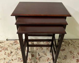 Lot 26: A Set of 3 Nesting Tables