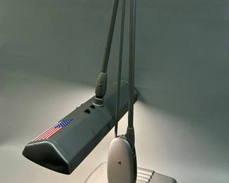 Lot 9: Vintage Dazor Military Floating Drafting Table Lamp