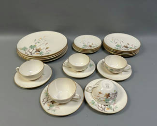 Lot 20: Lenox "Westwind" China