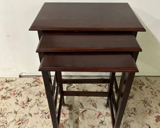 Lot 28: A Set of 3 Nesting Tables