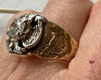 #34 - $1,000- 14kt gold men ring sz 11 1/2