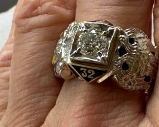 #34 - $1,000- 14kt gold men ring sz 11 1/2