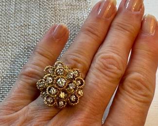 #36 - 18kt yellow gold cluster ring diam SI-VS very white stones, most likely G-H Color -1 1/4 ct - $2450