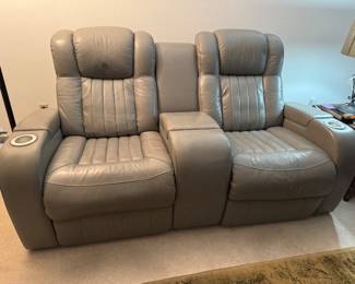 #41 - $300 - 2-seat lounger 74 X 39 X41H
