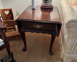 #48 - $300 - Ethan Allen pair of mahogany side table with drop leaves 21x27x22