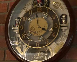 #86 - $80 - Seiko musical clock 