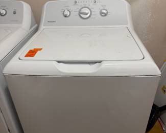 #34 - $400 - Hotpoint washer & dryer 