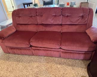 #12 - $150 - England Corsair TN sofa velours raspberry manual 2 recliners - 87x36x35
