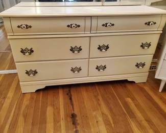 Dresser ***75%OFF. Now $50