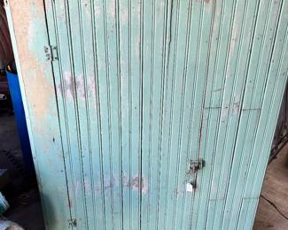 wains coating jelly cabinet