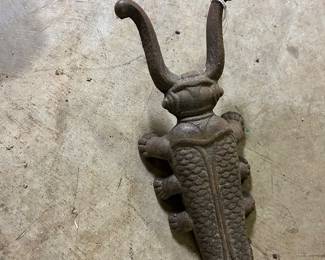 Scarub beetle boot jack