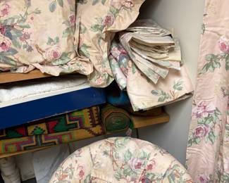 Vintage curtains ruffled bedskirt Shams and extra fabric great decor fir Vintage shop