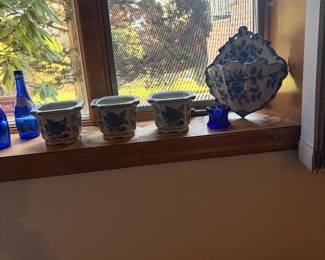 Decorate in blue many item to choose from