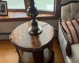 Drexel Heritage end table with brass lamp