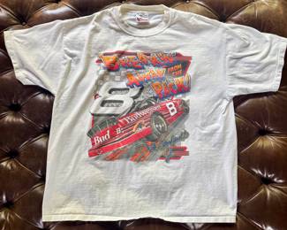 Item #5 - XL "Budweiser Breakin' Away from the Pack" Tshirt $33