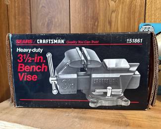 *NEW* in box, never opened