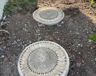 Sunflower stepping stones (9 available)