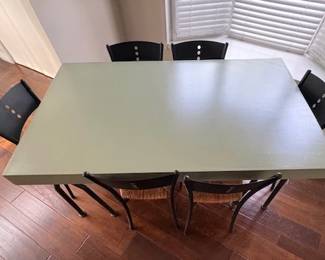 Dining room table with 6 chairs