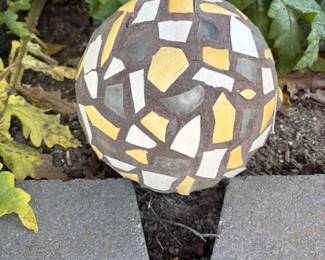 Mosaic garden ball