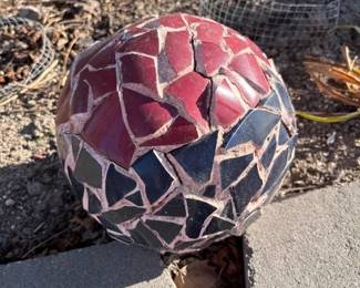 Mosaic garden orb