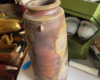 Vintage Bizen ware jar/vase (Japan)