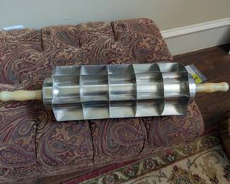 Commercial Rotary Dough Cutter