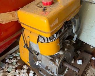 Robin EY20 4-cycle, single-cylinder gasoline engine