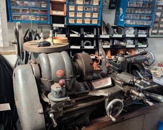 Atlas 10F metal lathe, a vintage bench-top machine tool