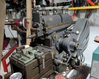 Atlas 7B Metal Shaper